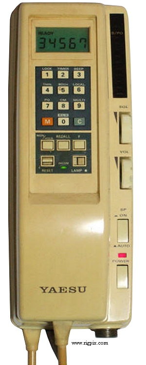 A picture of Yaesu FYA-915A handset