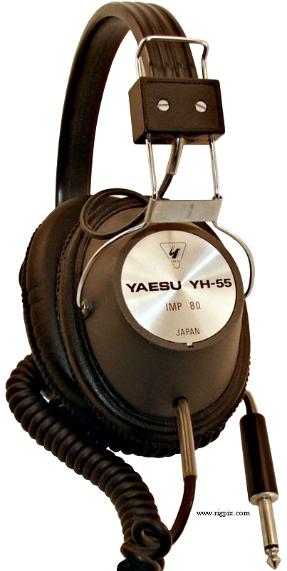 A picture of Yaesu YH-55