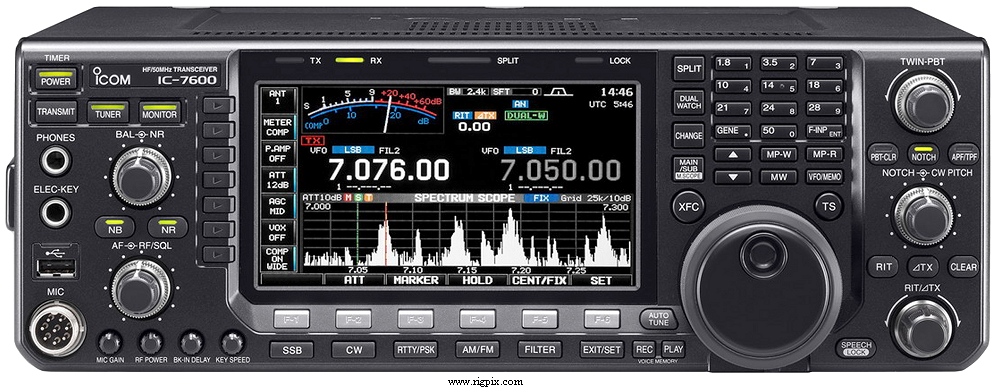 A picture of Icom IC-7600
