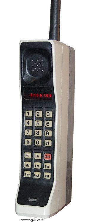 A picture of Motorola DynaTAC 8000X