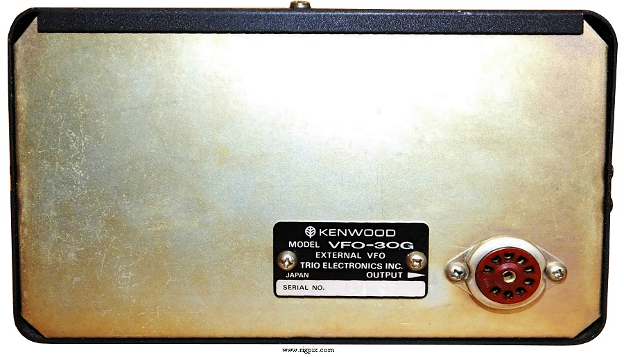 A rear picture of Kenwood VFO-30G