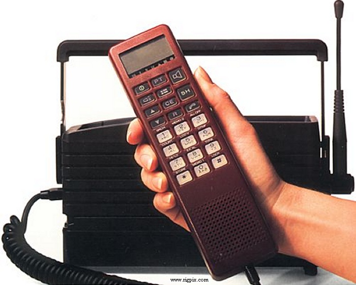 A picture of Mitsubishi 900 FM40