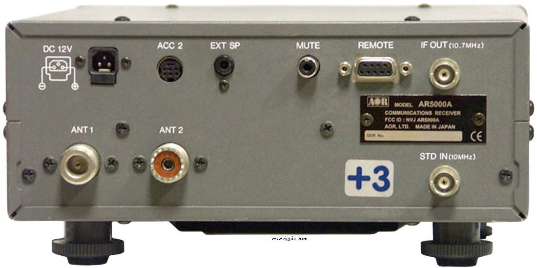 A rear picture of AOR AR-5000A+3