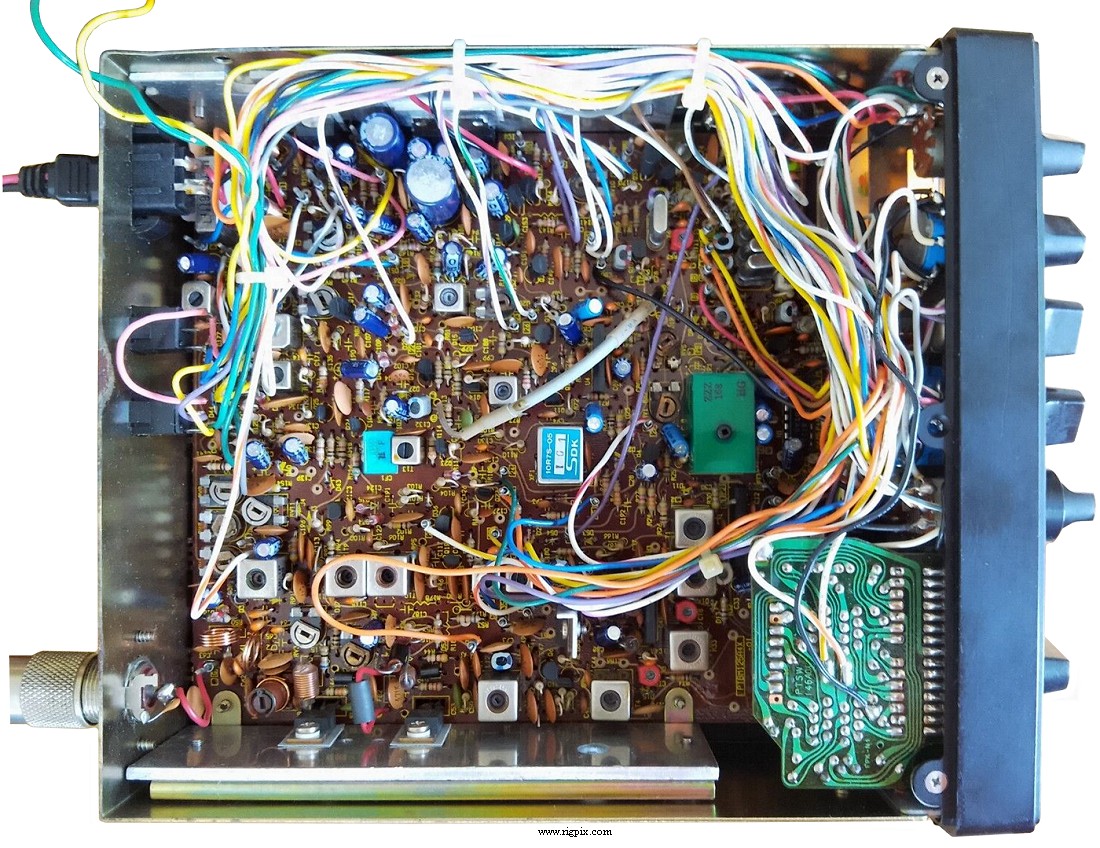 An inside picture of Colt 1600DX