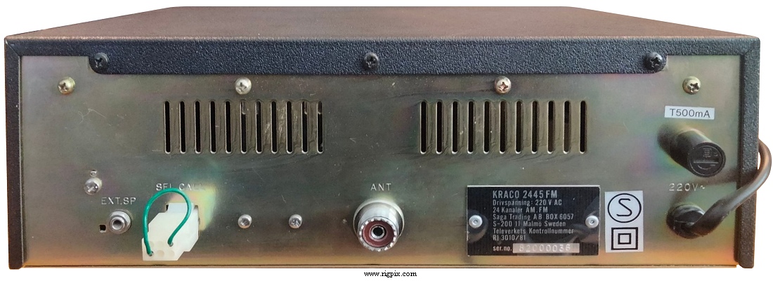 A rear picture of Kraco 2445FM