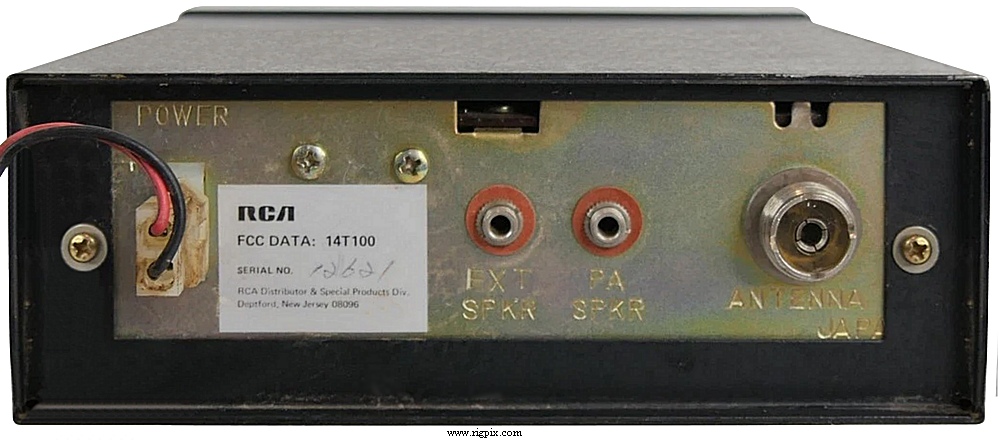 A rear picture of RCA Co-Pilot 14T100