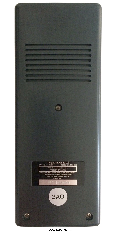 A rear picture of Realistic TRC-409 (21-1500)