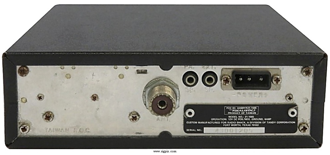A rear picture of Realistic TRC-451 (21-1565)