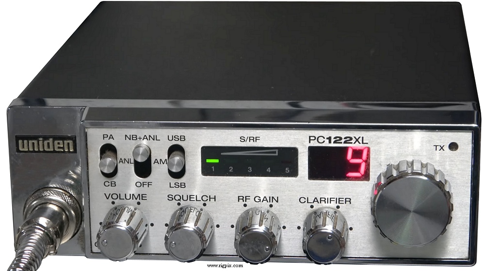 A picture of Uniden PC-122XL with silver faceplate