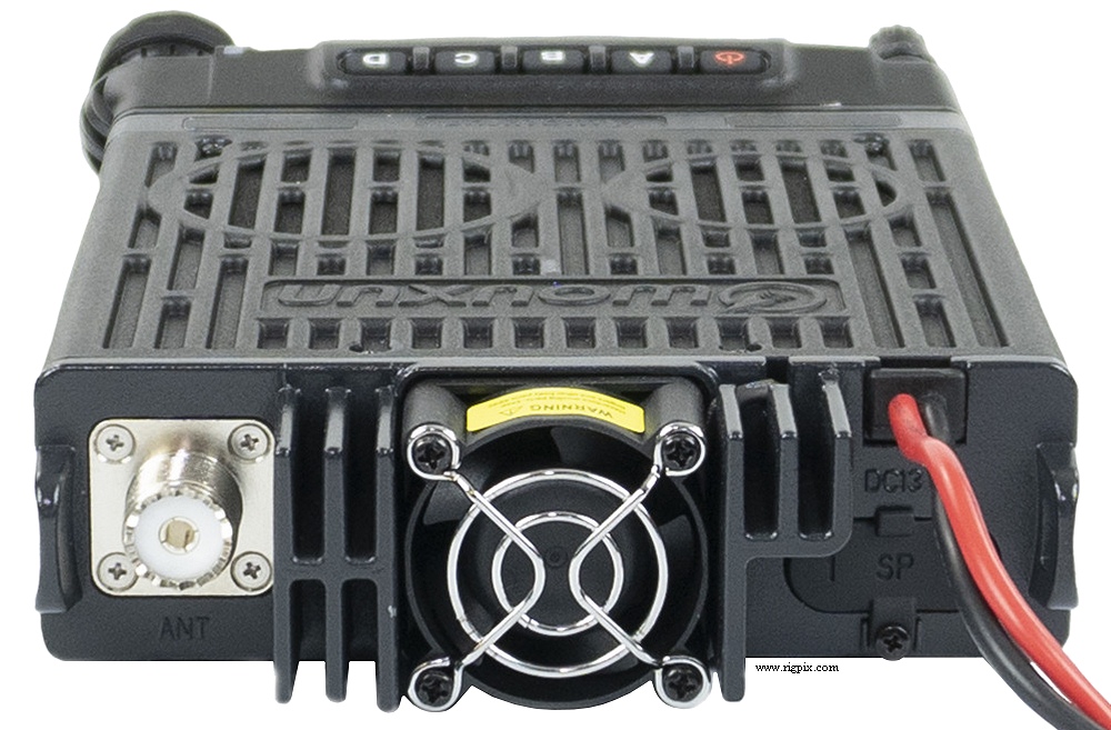 A rear picture of Wouxun KG-1000G Plus