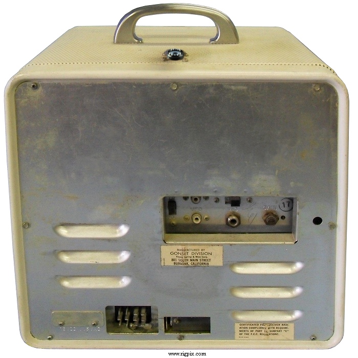A rear picture of Gonset Communicator III (6 m)