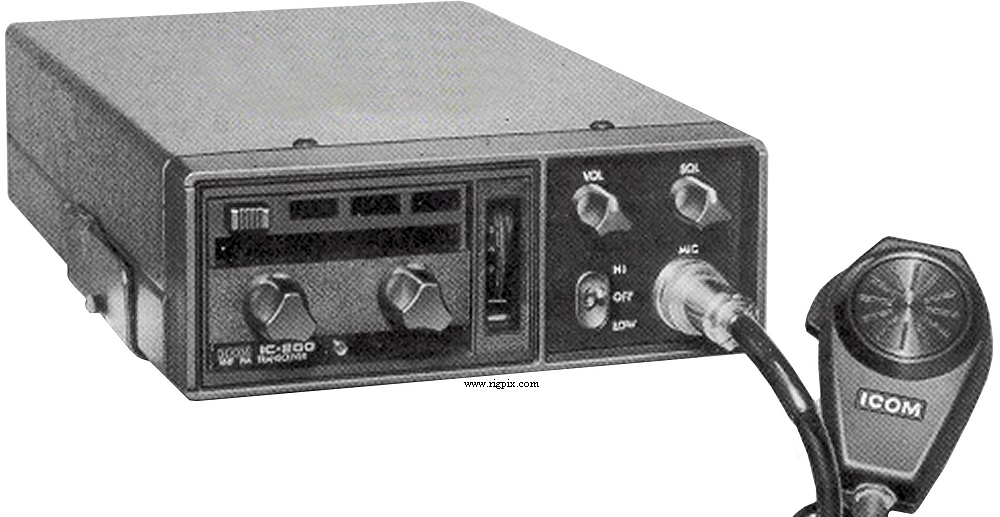A picture of Icom IC-200