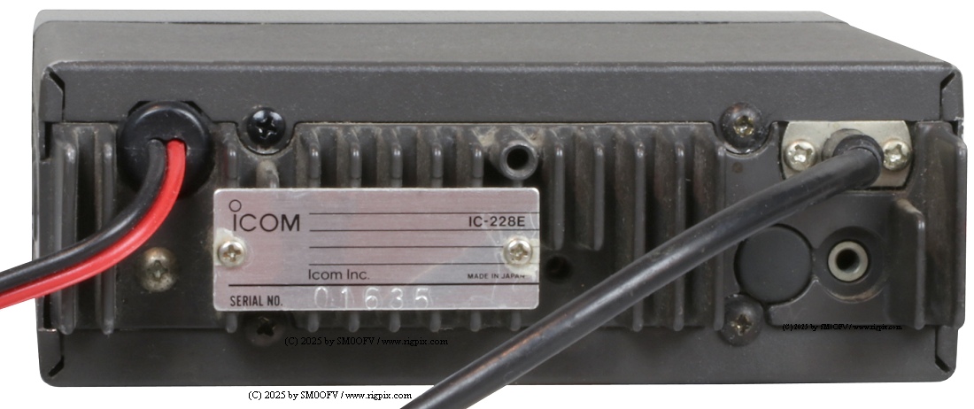 A rear picture of Icom IC-228E