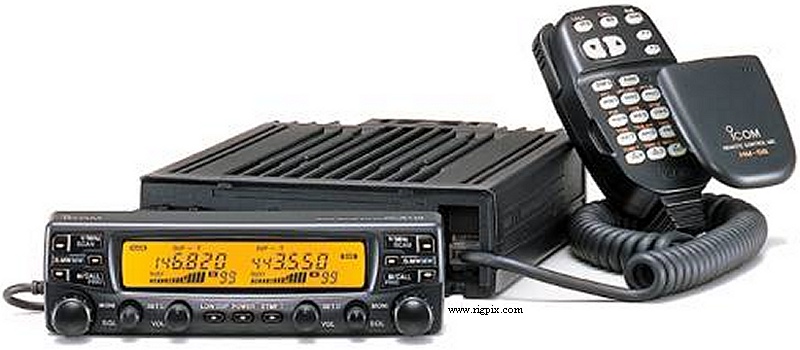 A picture of Icom IC-2710H