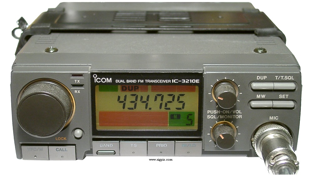 A picture of Icom IC-3210E
