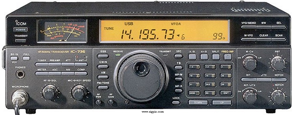 A picture of Icom IC-736
