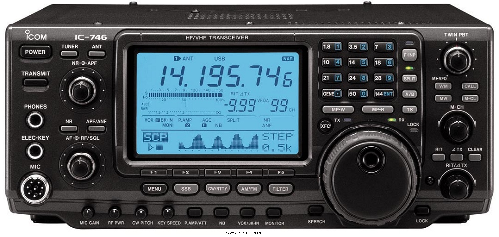 A picture of Icom IC-746
