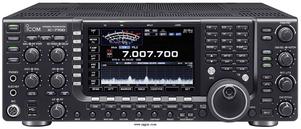 A picture of Icom IC-7700