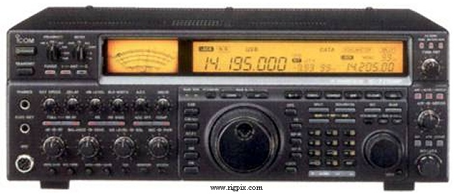 A picture of Icom IC-775