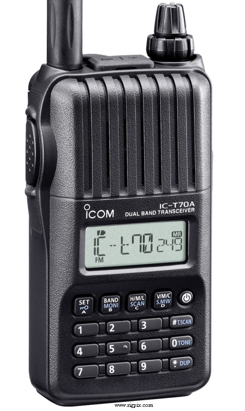 A picture of Icom IC-T70A