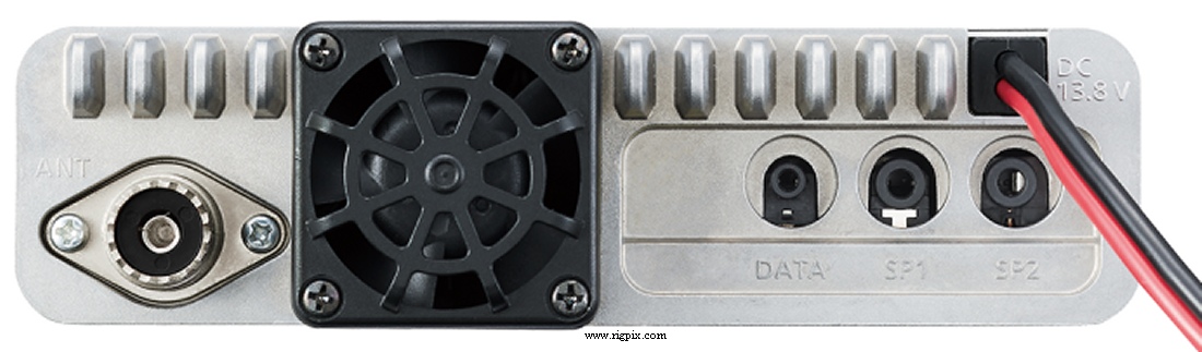 A rear picture of Icom ID-5200E main unit