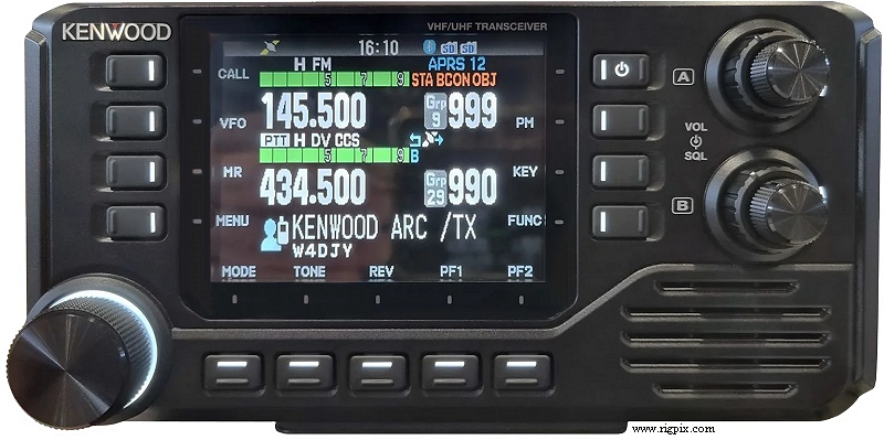 A picture of Kenwood TM-D750E panel
