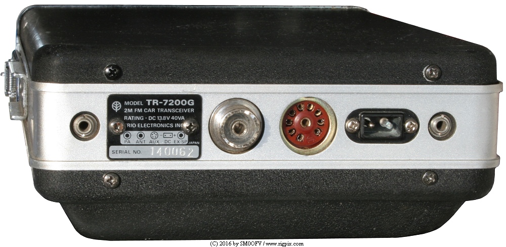 A rear picture of Kenwood TR-7200G