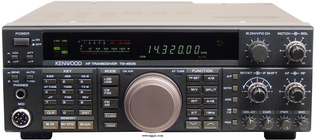 A picture of Kenwood TS-450S