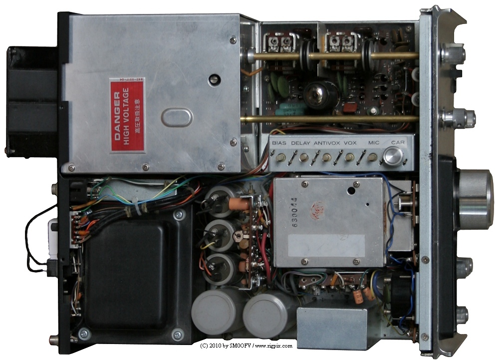 An inside picture of Trio TX-599 Custom Special