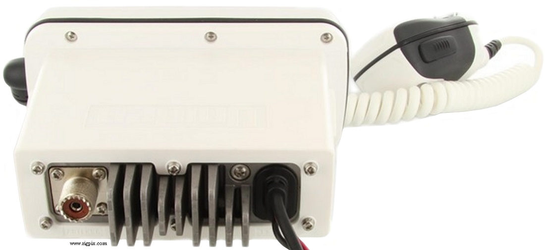 A rear picture of Uniden UM-415 ''Oceanus D''