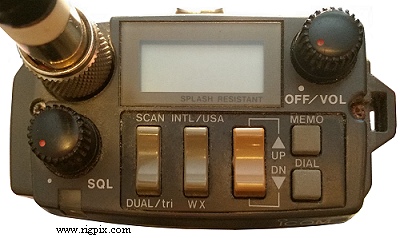 A top picture of Icom IC-M11