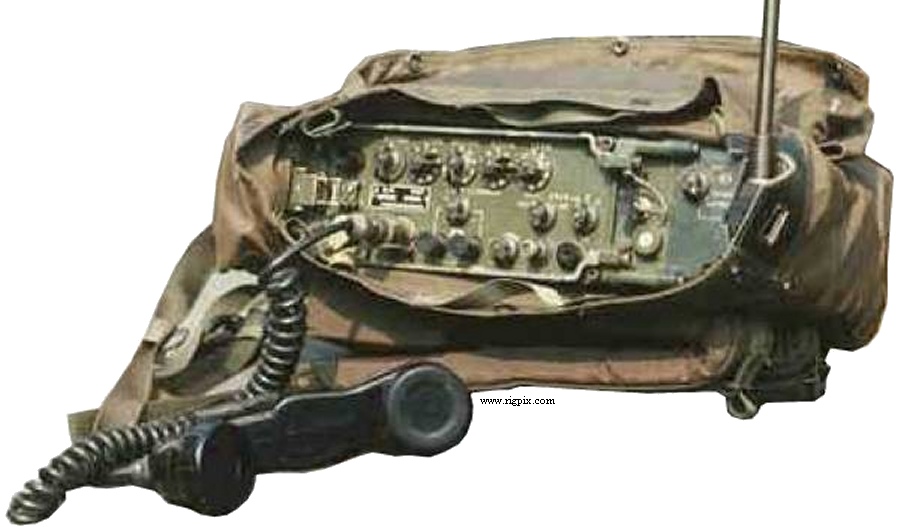 A picture of Thomson TRC-300 series manpack kit (France)
