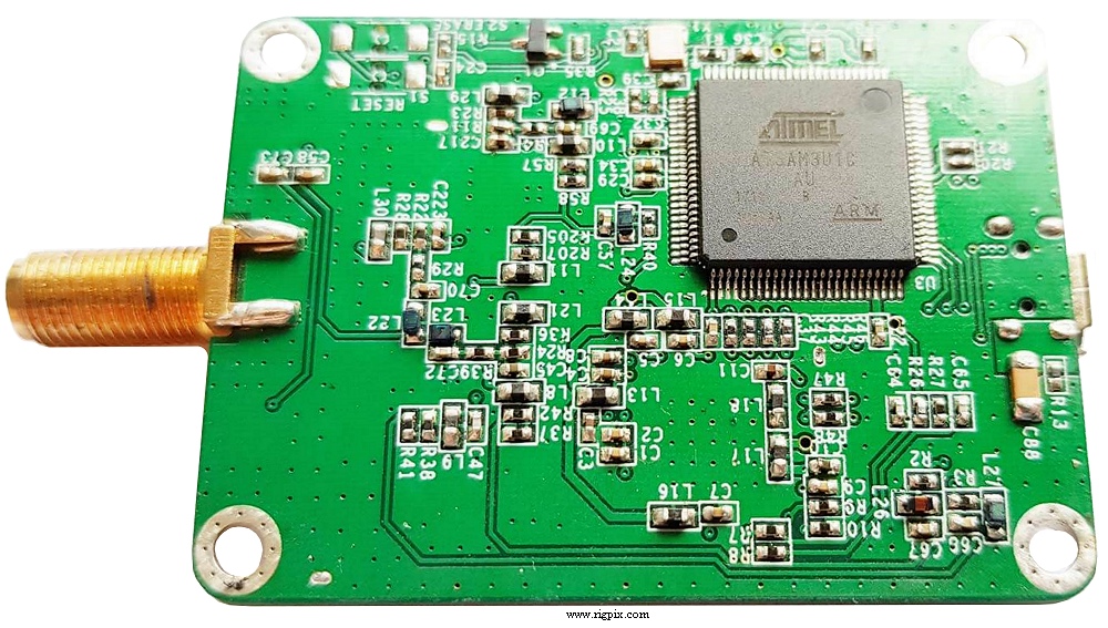 A bottom inside picture of AirSpy HF+ Discovery