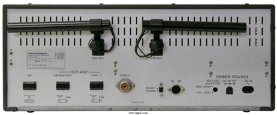 A rear picture of National Panasonic DR-48 (RF-4800LBS)