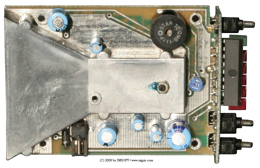 A top view inside picture of Commander 7000