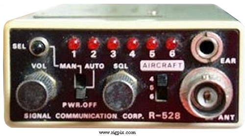 A top panel picture of Signal Communication Corp. R-528 version 1
