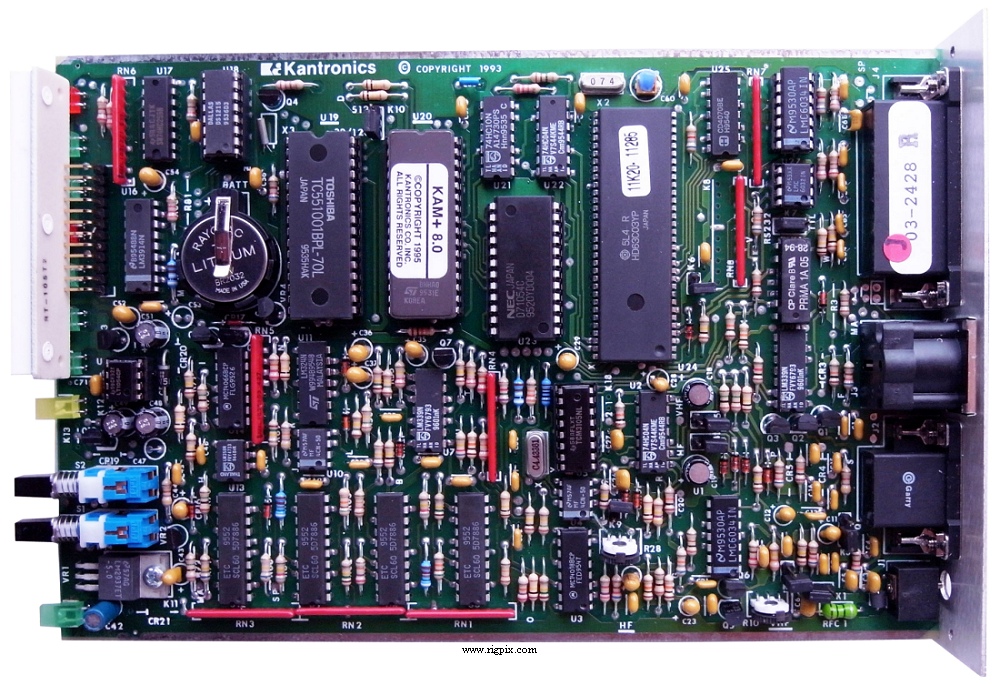 An inside picture of Kantronics KAM Plus