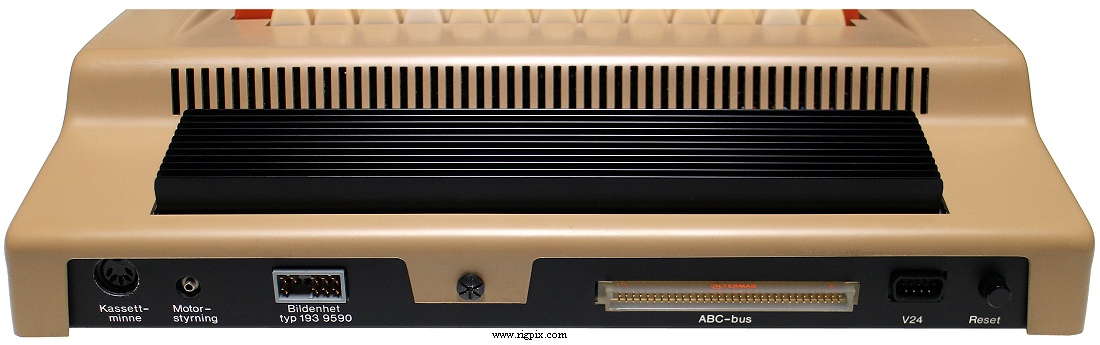 A rear picture of Luxor ABC-80