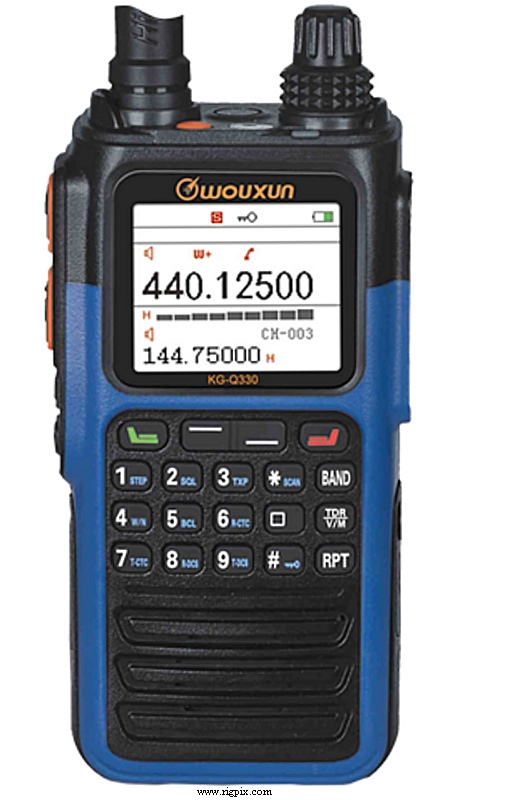 A picture of Wouxun KG-Q330